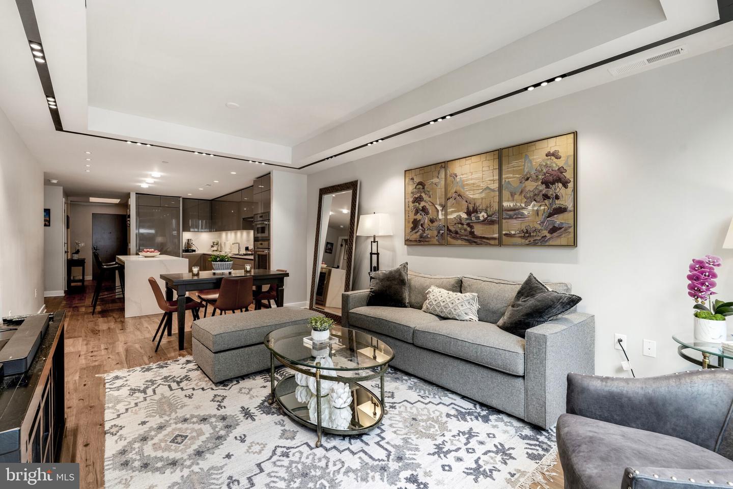 1781 N PIERCE ST #303, ARLINGTON, Virginia 22209, 2 Bedrooms Bedrooms, ,2 BathroomsBathrooms,Residential,For sale,1781 N PIERCE ST #303,VAAR2060602 MLS # VAAR2060602