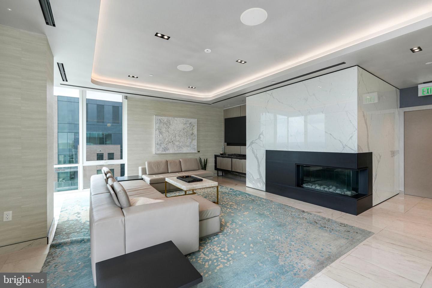 1781 N PIERCE ST #303, ARLINGTON, Virginia 22209, 2 Bedrooms Bedrooms, ,2 BathroomsBathrooms,Residential,For sale,1781 N PIERCE ST #303,VAAR2060602 MLS # VAAR2060602