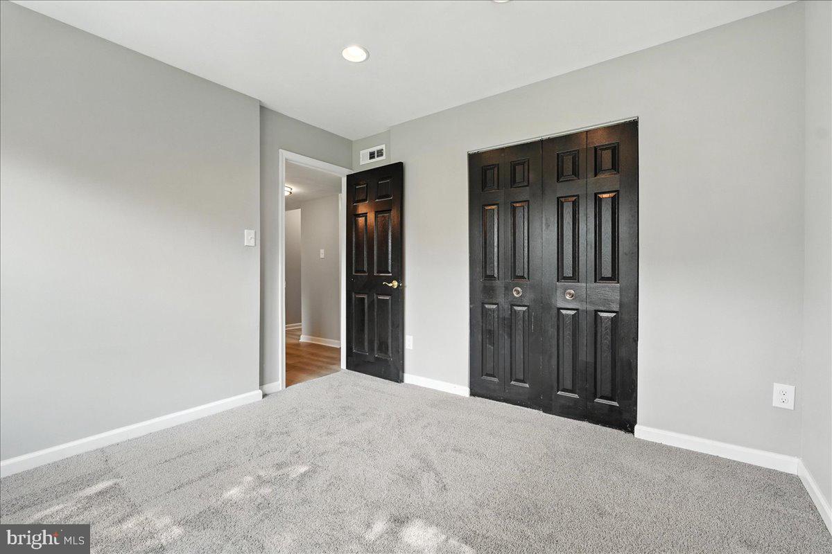 120 N KENNEDY RD, STERLING, Virginia 20164, 4 Bedrooms Bedrooms, ,2 BathroomsBathrooms,Residential,For sale,120 N KENNEDY RD,VALO2101886 MLS # VALO2101886