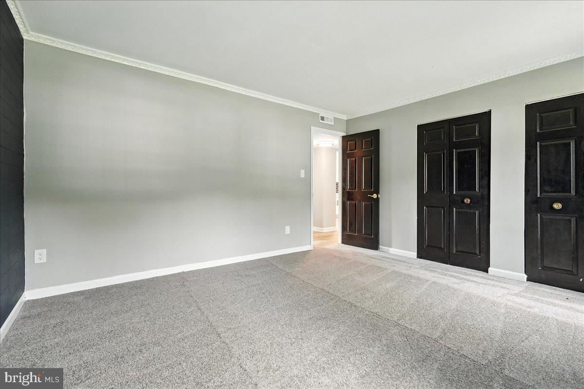 120 N KENNEDY RD, STERLING, Virginia 20164, 4 Bedrooms Bedrooms, ,2 BathroomsBathrooms,Residential,For sale,120 N KENNEDY RD,VALO2101886 MLS # VALO2101886