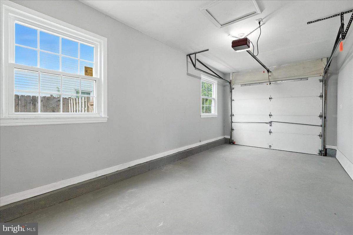 120 N KENNEDY RD, STERLING, Virginia 20164, 4 Bedrooms Bedrooms, ,2 BathroomsBathrooms,Residential,For sale,120 N KENNEDY RD,VALO2101886 MLS # VALO2101886