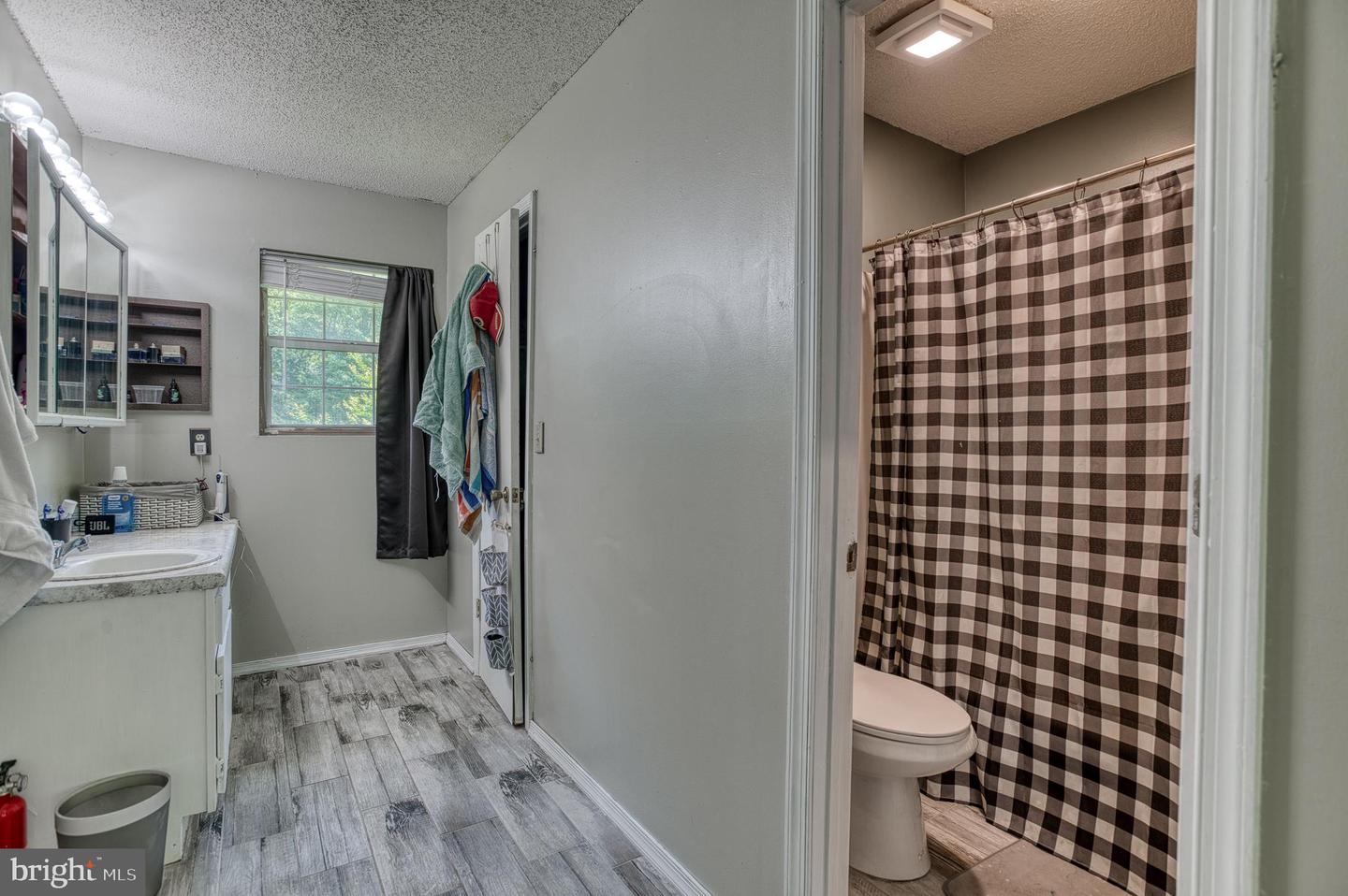 5575 JEFFERSONTON RD, JEFFERSONTON, Virginia 22724, 3 Bedrooms Bedrooms, ,3 BathroomsBathrooms,Residential,For sale,5575 JEFFERSONTON RD,VACU2011002 MLS # VACU2011002