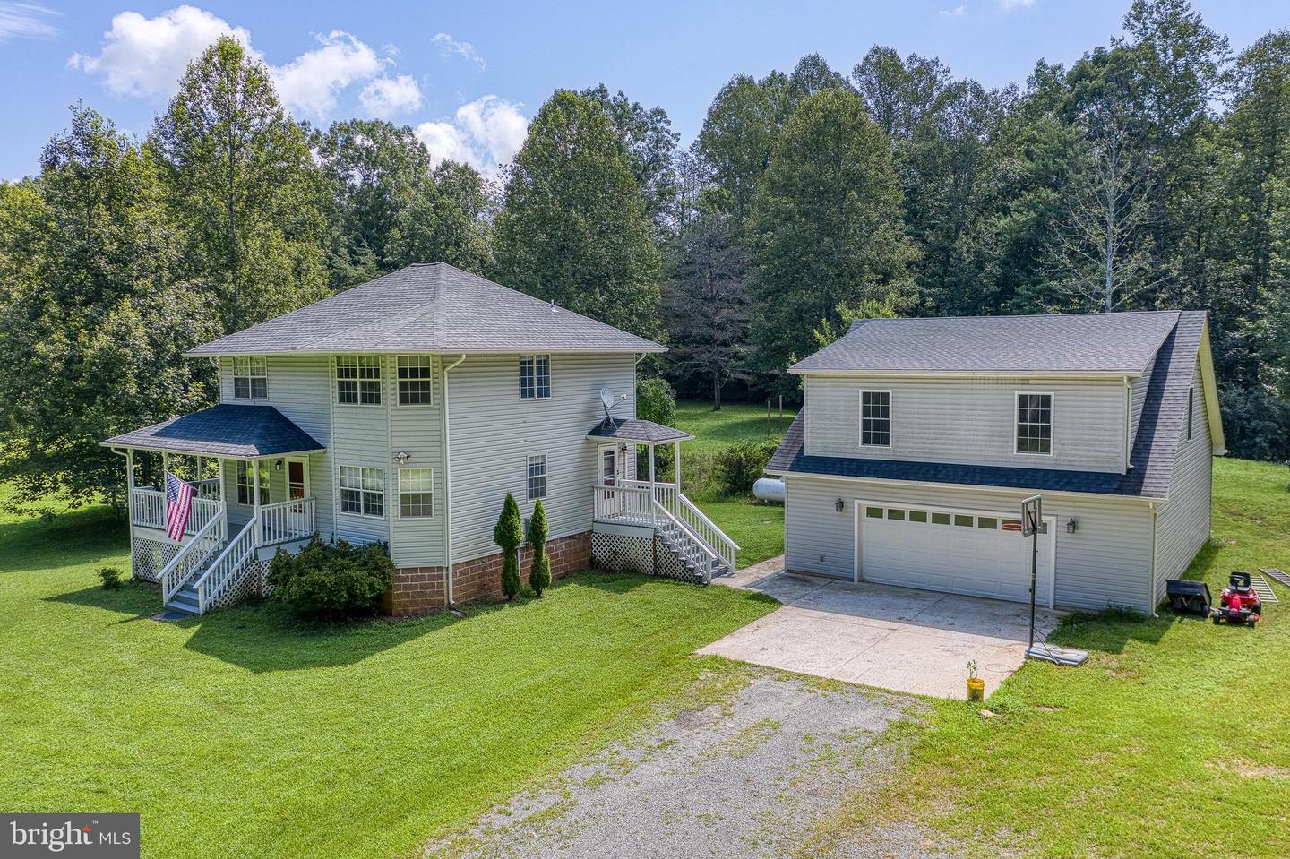 5575 JEFFERSONTON RD, JEFFERSONTON, Virginia 22724, 3 Bedrooms Bedrooms, ,3 BathroomsBathrooms,Residential,For sale,5575 JEFFERSONTON RD,VACU2011002 MLS # VACU2011002