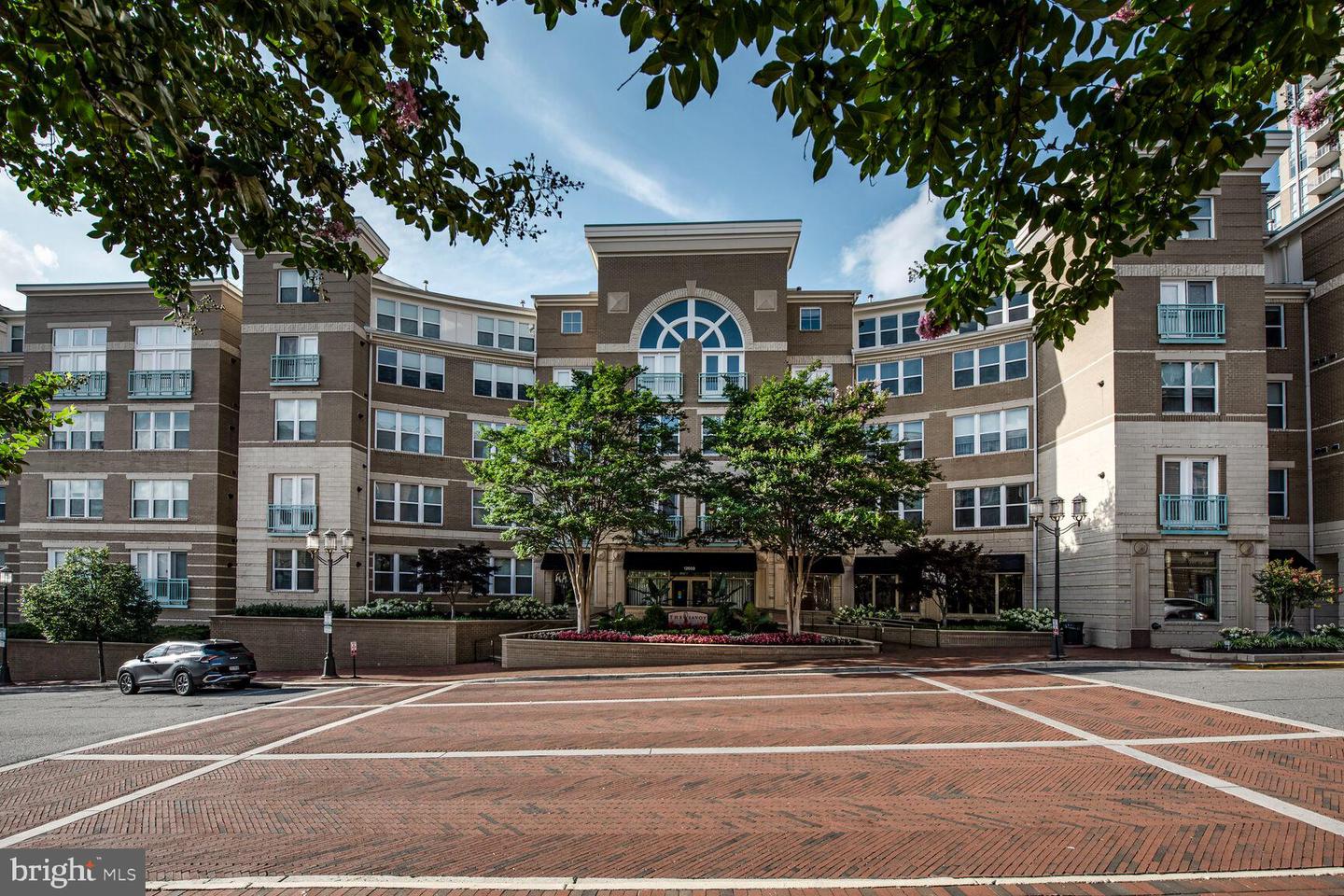 12000 MARKET ST #182, RESTON, Virginia 20190, 2 Bedrooms Bedrooms, ,2 BathroomsBathrooms,Residential,For sale,12000 MARKET ST #182,VAFX2255116 MLS # VAFX2255116