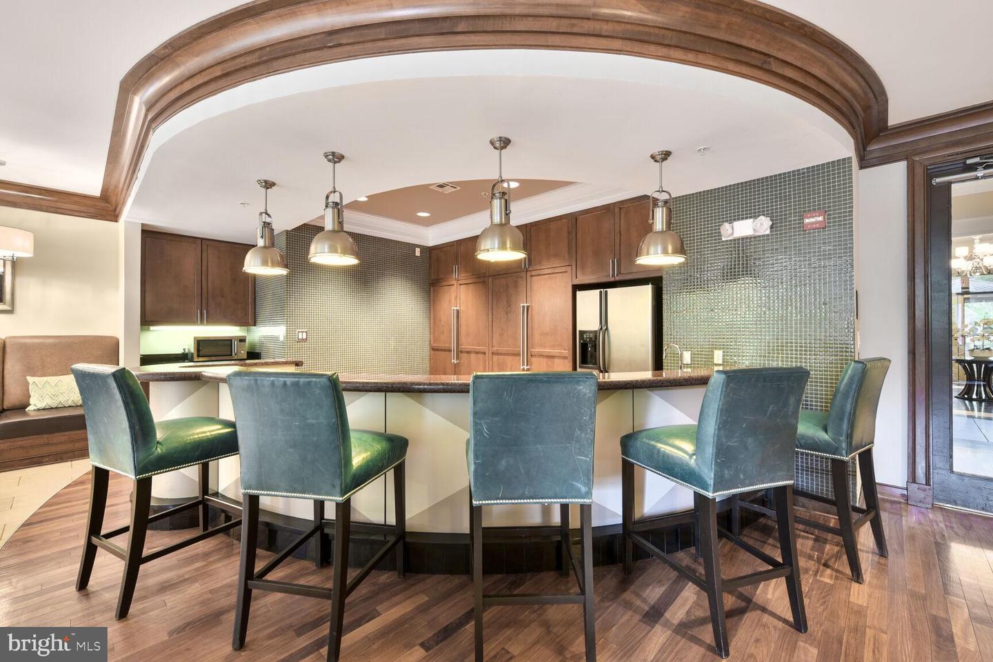 12000 MARKET ST #182, RESTON, Virginia 20190, 2 Bedrooms Bedrooms, ,2 BathroomsBathrooms,Residential,For sale,12000 MARKET ST #182,VAFX2255116 MLS # VAFX2255116