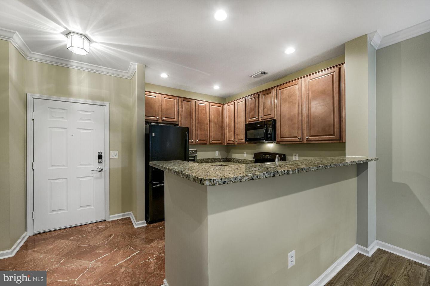 12000 MARKET ST #182, RESTON, Virginia 20190, 2 Bedrooms Bedrooms, ,2 BathroomsBathrooms,Residential,For sale,12000 MARKET ST #182,VAFX2255116 MLS # VAFX2255116