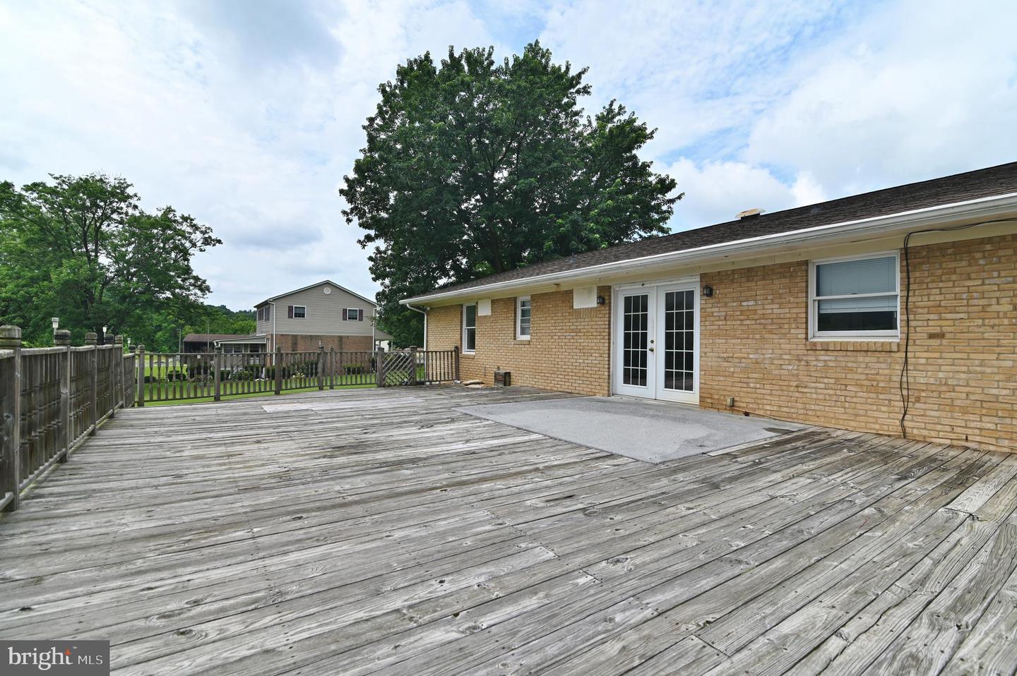 423 MILLER DR, STRASBURG, Virginia 22657, 3 Bedrooms Bedrooms, ,2 BathroomsBathrooms,Residential,For sale,423 MILLER DR,VASH2011974 MLS # VASH2011974