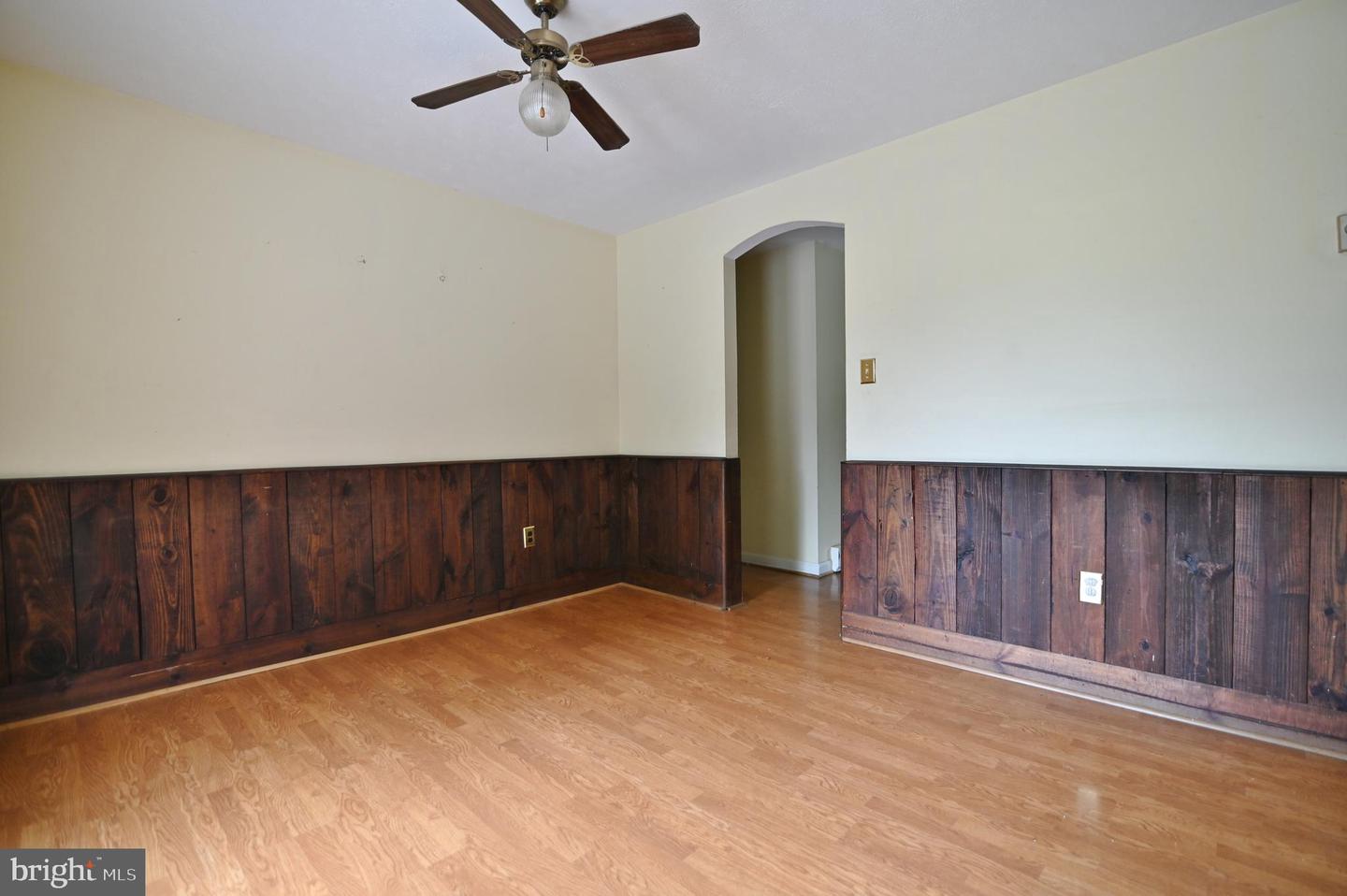423 MILLER DR, STRASBURG, Virginia 22657, 3 Bedrooms Bedrooms, ,2 BathroomsBathrooms,Residential,For sale,423 MILLER DR,VASH2011974 MLS # VASH2011974