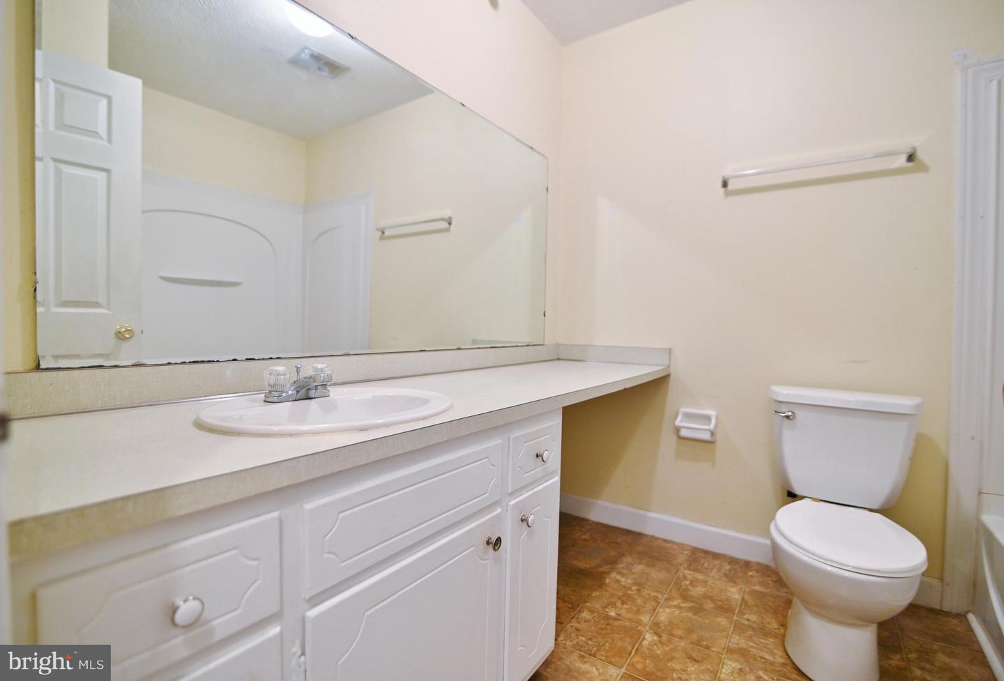 423 MILLER DR, STRASBURG, Virginia 22657, 3 Bedrooms Bedrooms, ,2 BathroomsBathrooms,Residential,For sale,423 MILLER DR,VASH2011974 MLS # VASH2011974