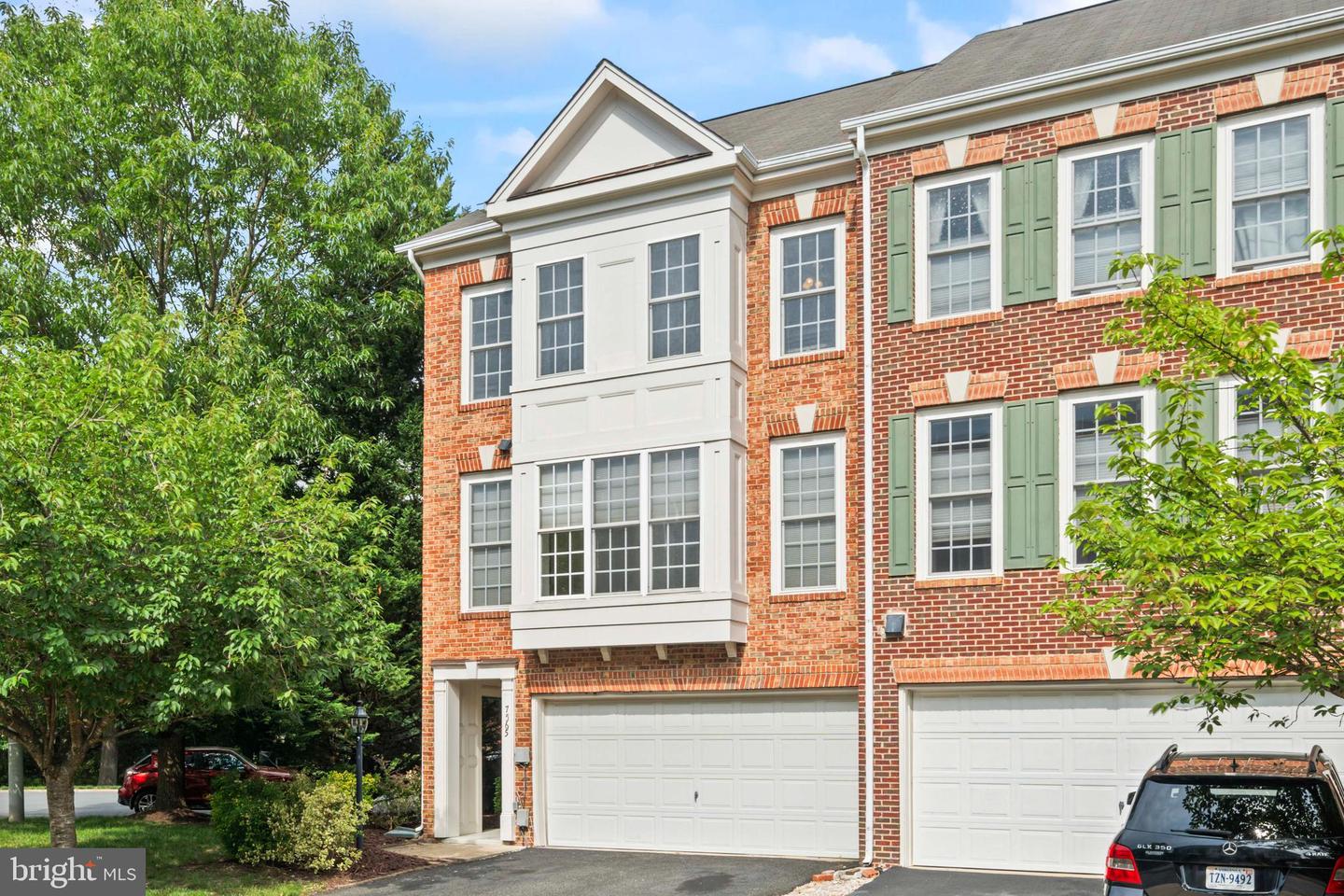 7565 GREY GOOSE WAY, ALEXANDRIA, Virginia 22306, 3 Bedrooms Bedrooms, ,2 BathroomsBathrooms,Residential,For sale,7565 GREY GOOSE WAY,VAFX2254968 MLS # VAFX2254968