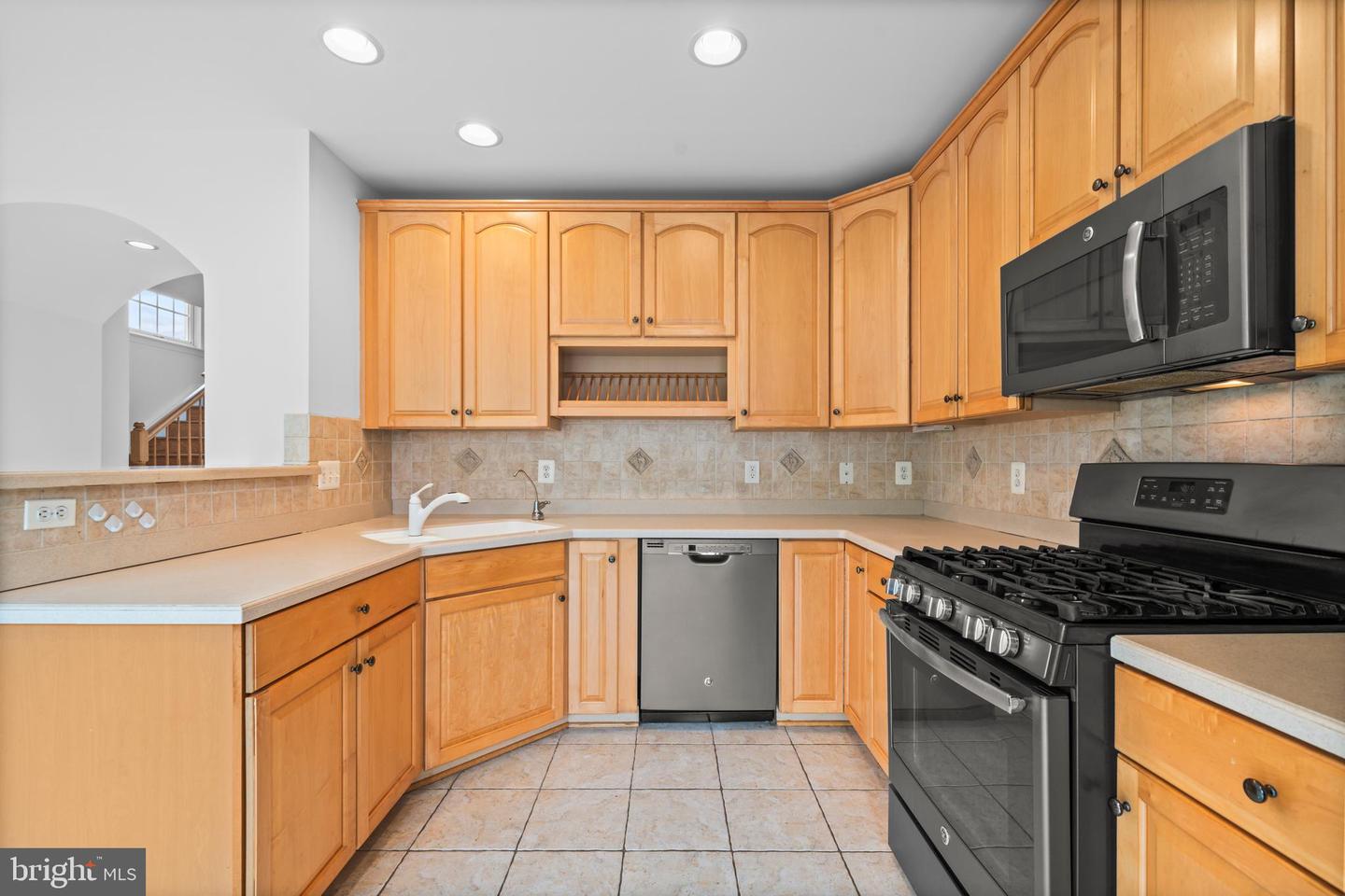 7565 GREY GOOSE WAY, ALEXANDRIA, Virginia 22306, 3 Bedrooms Bedrooms, ,2 BathroomsBathrooms,Residential,For sale,7565 GREY GOOSE WAY,VAFX2254968 MLS # VAFX2254968