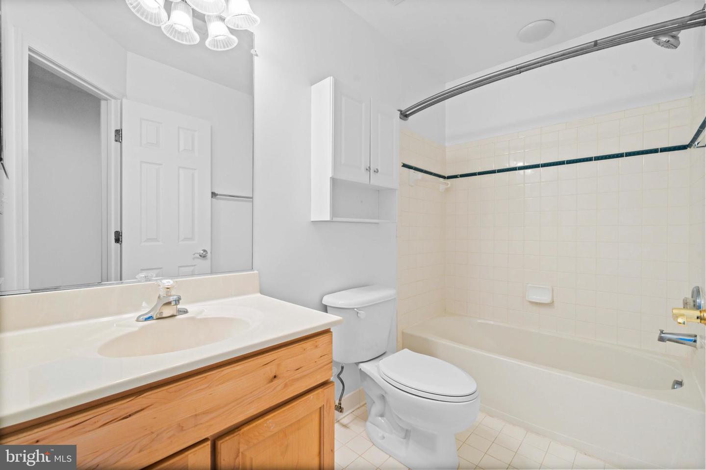 7565 GREY GOOSE WAY, ALEXANDRIA, Virginia 22306, 3 Bedrooms Bedrooms, ,2 BathroomsBathrooms,Residential,For sale,7565 GREY GOOSE WAY,VAFX2254968 MLS # VAFX2254968