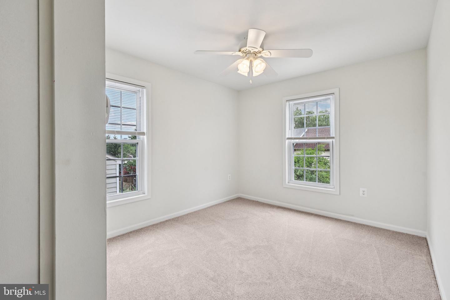 14215 HERITAGE CROSSING LN, CENTREVILLE, Virginia 20120, 3 Bedrooms Bedrooms, ,3 BathroomsBathrooms,Residential,For sale,14215 HERITAGE CROSSING LN,VAFX2254984 MLS # VAFX2254984