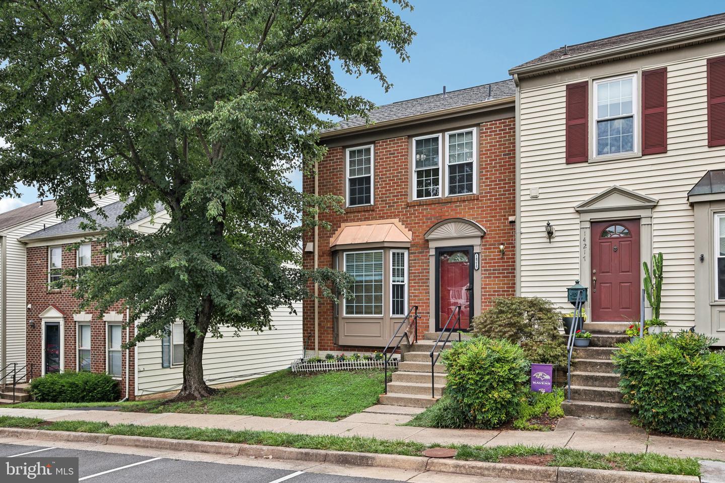 14215 HERITAGE CROSSING LN, CENTREVILLE, Virginia 20120, 3 Bedrooms Bedrooms, ,3 BathroomsBathrooms,Residential,For sale,14215 HERITAGE CROSSING LN,VAFX2254984 MLS # VAFX2254984