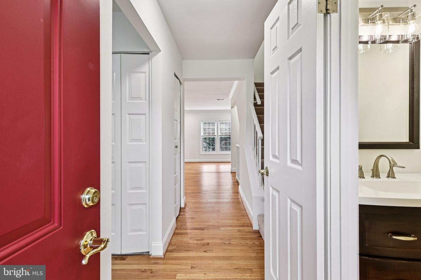14215 HERITAGE CROSSING LN, CENTREVILLE, Virginia 20120, 3 Bedrooms Bedrooms, ,3 BathroomsBathrooms,Residential,For sale,14215 HERITAGE CROSSING LN,VAFX2254984 MLS # VAFX2254984