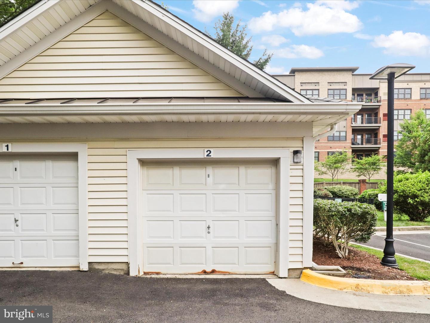 2921 DEER HOLLOW WAY #310, FAIRFAX, Virginia 22031, 3 Bedrooms Bedrooms, ,2 BathroomsBathrooms,Residential,For sale,2921 DEER HOLLOW WAY #310,VAFX2255068 MLS # VAFX2255068