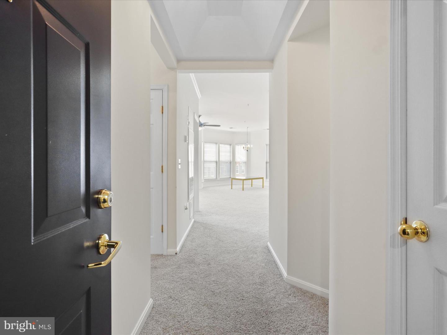 2921 DEER HOLLOW WAY #310, FAIRFAX, Virginia 22031, 3 Bedrooms Bedrooms, ,2 BathroomsBathrooms,Residential,For sale,2921 DEER HOLLOW WAY #310,VAFX2255068 MLS # VAFX2255068