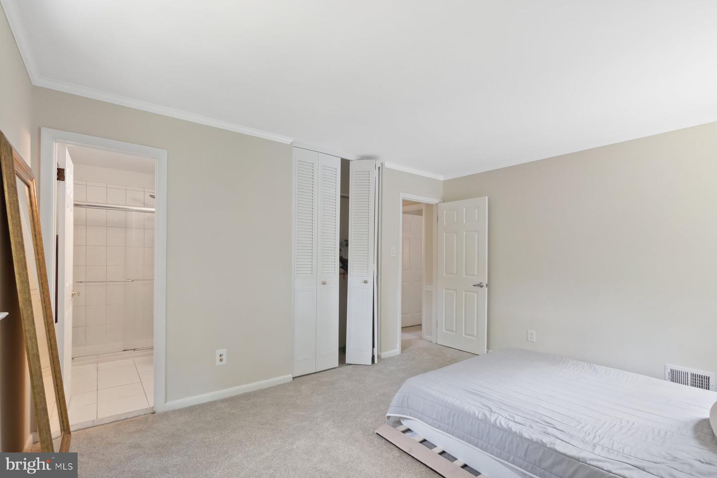 6607 SANDOVER CT, SPRINGFIELD, Virginia 22152, 5 Bedrooms Bedrooms, ,3 BathroomsBathrooms,Residential,For sale,6607 SANDOVER CT,VAFX2254990 MLS # VAFX2254990