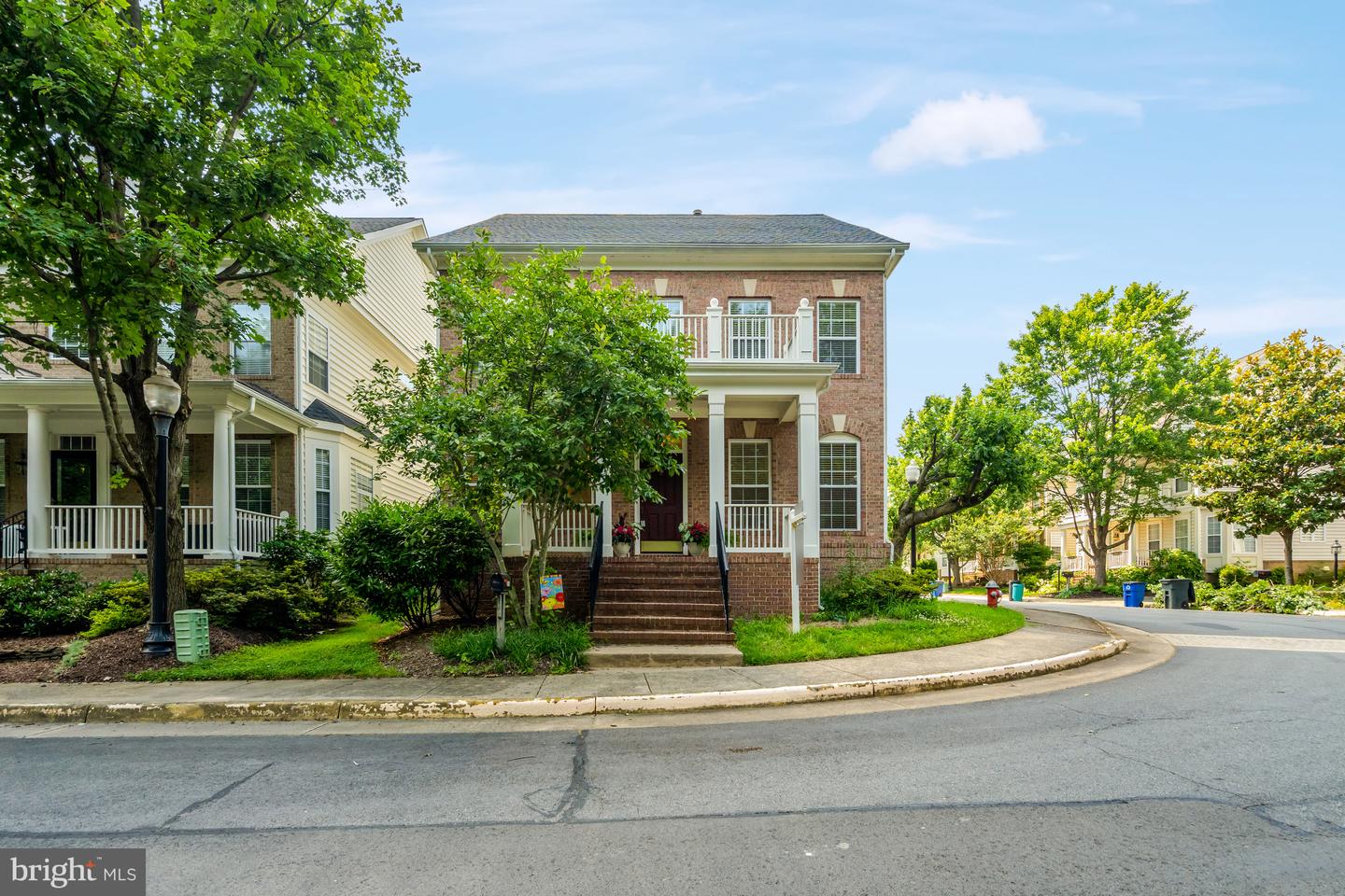 9776 MAPLE TRACE CIR, FAIRFAX, Virginia 22032, 4 Bedrooms Bedrooms, ,4 BathroomsBathrooms,Residential,For sale,9776 MAPLE TRACE CIR,VAFC2006610 MLS # VAFC2006610