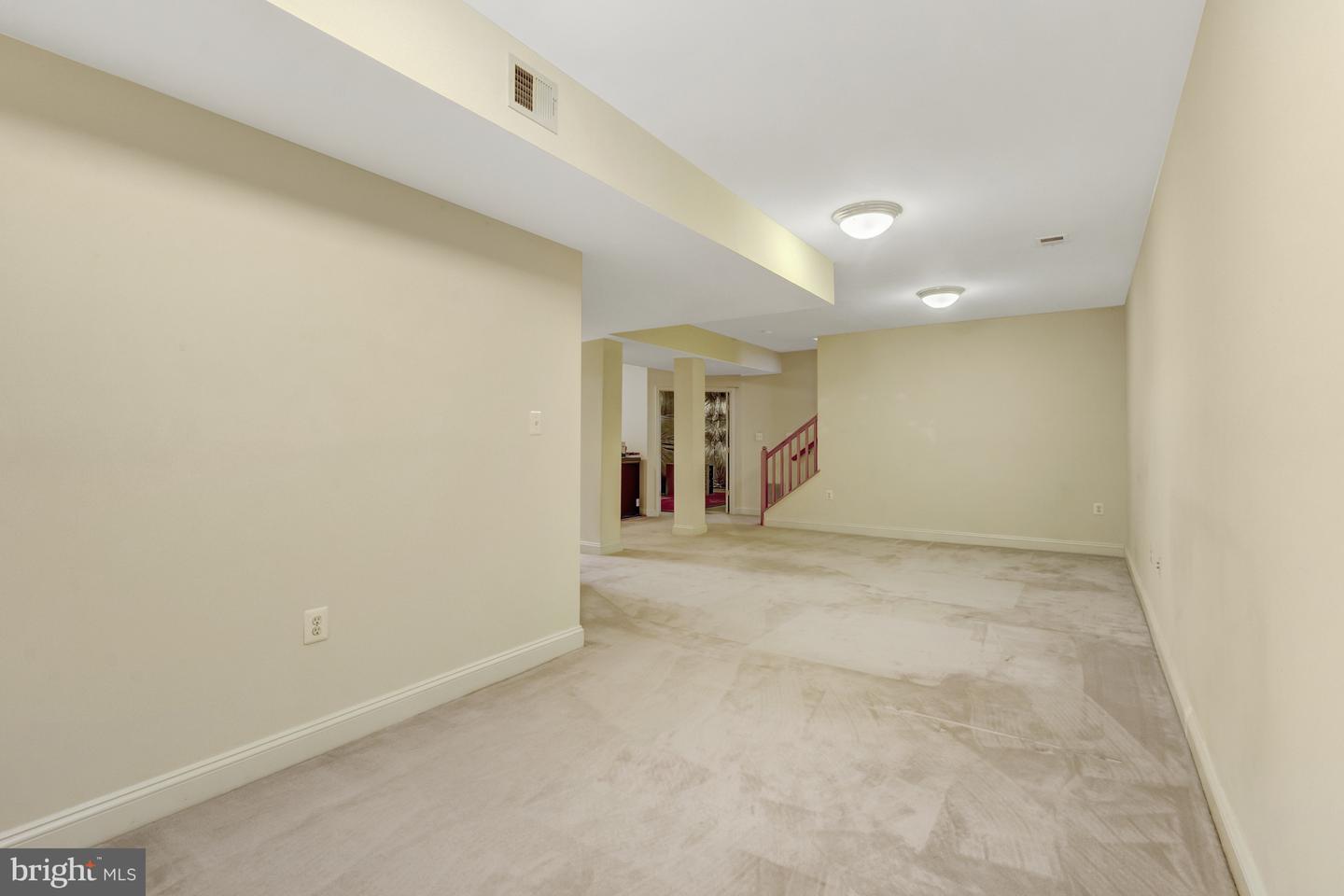 9776 MAPLE TRACE CIR, FAIRFAX, Virginia 22032, 4 Bedrooms Bedrooms, ,4 BathroomsBathrooms,Residential,For sale,9776 MAPLE TRACE CIR,VAFC2006610 MLS # VAFC2006610