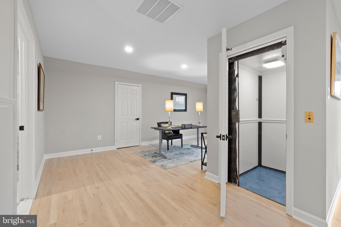 5190 BEDLINGTON TER, ALEXANDRIA, Virginia 22304, 4 Bedrooms Bedrooms, ,3 BathroomsBathrooms,Residential,For sale,5190 BEDLINGTON TER,VAFX2255004 MLS # VAFX2255004