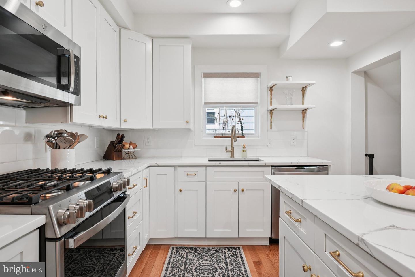 1804 N CLEVELAND ST, ARLINGTON, Virginia 22201, 2 Bedrooms Bedrooms, ,2 BathroomsBathrooms,Residential,For sale,1804 N CLEVELAND ST,VAAR2060624 MLS # VAAR2060624
