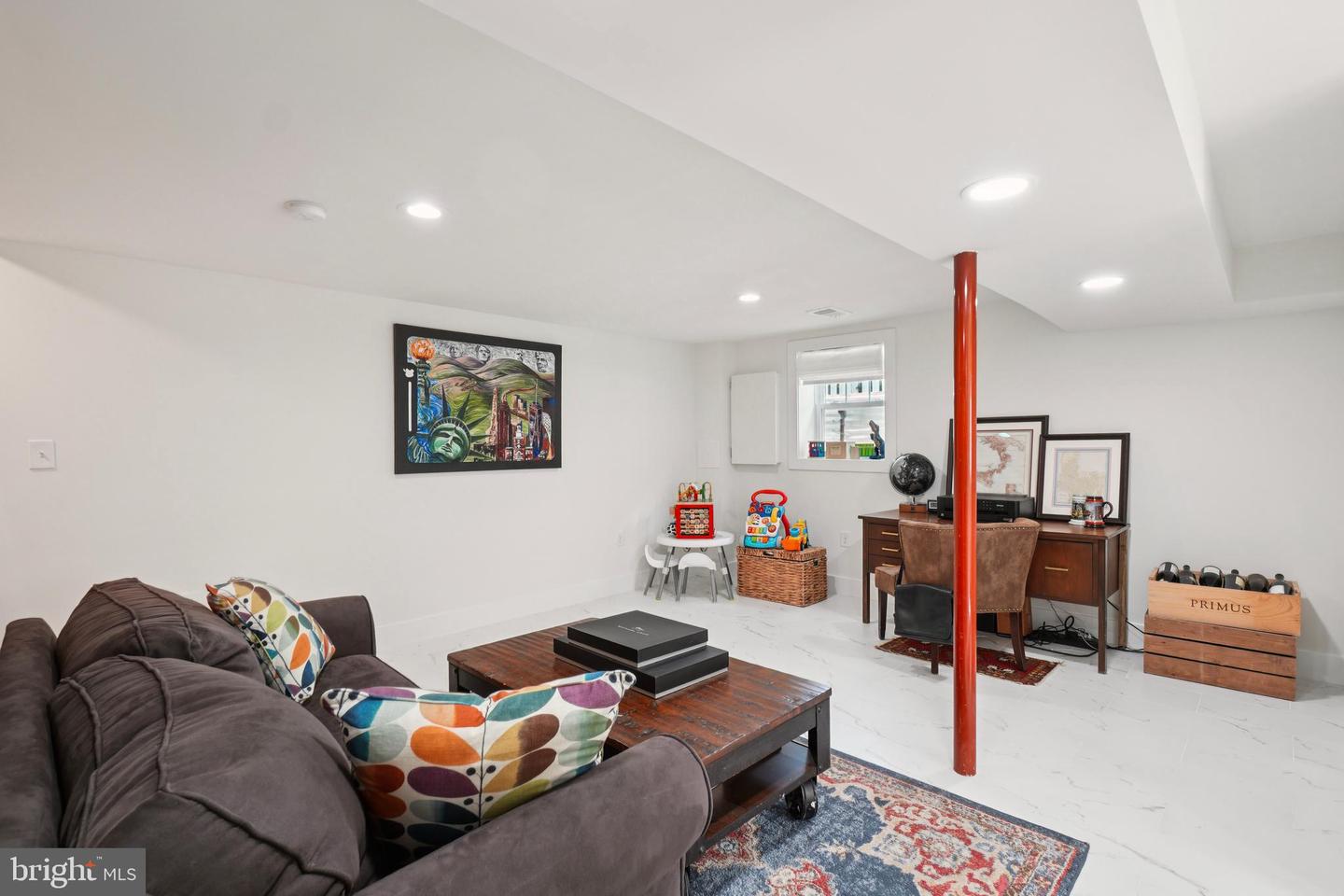 1804 N CLEVELAND ST, ARLINGTON, Virginia 22201, 2 Bedrooms Bedrooms, ,2 BathroomsBathrooms,Residential,For sale,1804 N CLEVELAND ST,VAAR2060624 MLS # VAAR2060624