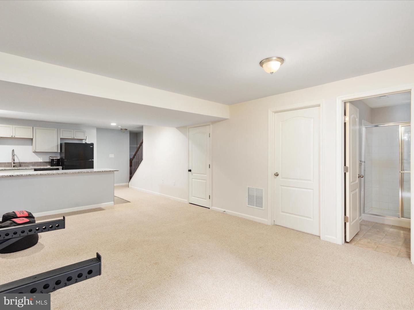1039 W MASTERS DR, CROSS JUNCTION, Virginia 22625, 5 Bedrooms Bedrooms, ,3 BathroomsBathrooms,Residential,For sale,1039 W MASTERS DR,VAFV2035390 MLS # VAFV2035390