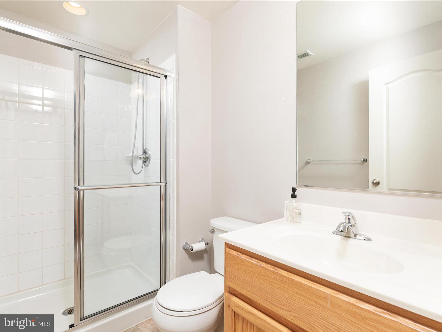 1039 W MASTERS DR, CROSS JUNCTION, Virginia 22625, 5 Bedrooms Bedrooms, ,3 BathroomsBathrooms,Residential,For sale,1039 W MASTERS DR,VAFV2035390 MLS # VAFV2035390