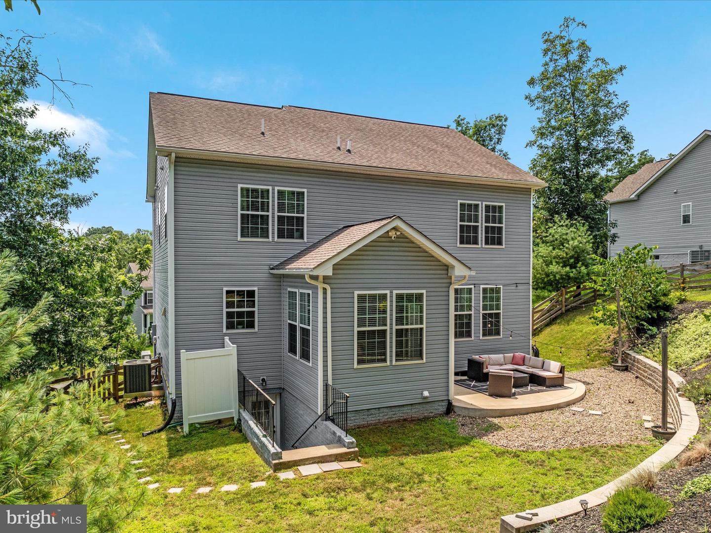 1039 W MASTERS DR, CROSS JUNCTION, Virginia 22625, 5 Bedrooms Bedrooms, ,3 BathroomsBathrooms,Residential,For sale,1039 W MASTERS DR,VAFV2035390 MLS # VAFV2035390