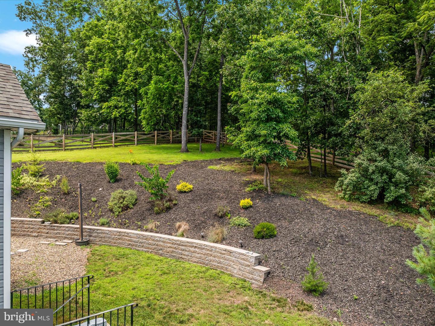 1039 W MASTERS DR, CROSS JUNCTION, Virginia 22625, 5 Bedrooms Bedrooms, ,3 BathroomsBathrooms,Residential,For sale,1039 W MASTERS DR,VAFV2035390 MLS # VAFV2035390