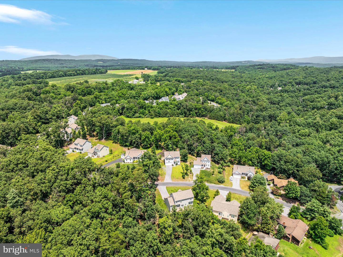 1039 W MASTERS DR, CROSS JUNCTION, Virginia 22625, 5 Bedrooms Bedrooms, ,3 BathroomsBathrooms,Residential,For sale,1039 W MASTERS DR,VAFV2035390 MLS # VAFV2035390