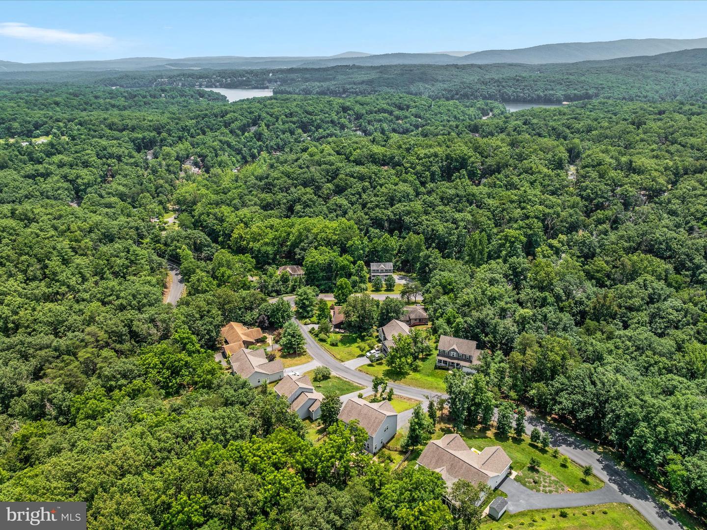 1039 W MASTERS DR, CROSS JUNCTION, Virginia 22625, 5 Bedrooms Bedrooms, ,3 BathroomsBathrooms,Residential,For sale,1039 W MASTERS DR,VAFV2035390 MLS # VAFV2035390