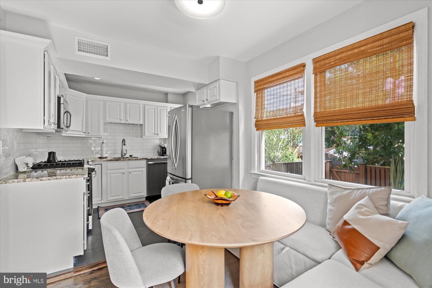 1610 SUTER ST, ALEXANDRIA, Virginia 22314, 2 Bedrooms Bedrooms, ,2 BathroomsBathrooms,Residential,For sale,1610 SUTER ST,VAAX2047406 MLS # VAAX2047406