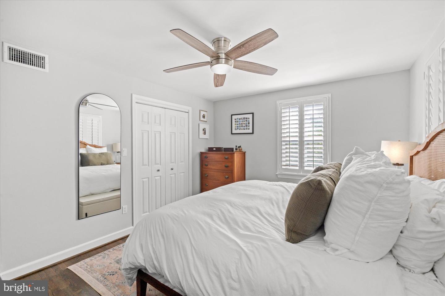 1610 SUTER ST, ALEXANDRIA, Virginia 22314, 2 Bedrooms Bedrooms, ,2 BathroomsBathrooms,Residential,For sale,1610 SUTER ST,VAAX2047406 MLS # VAAX2047406
