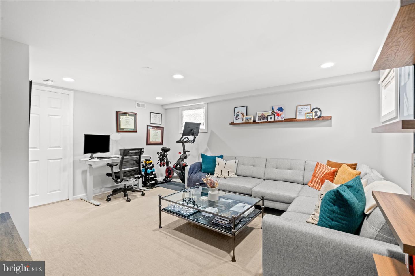 1610 SUTER ST, ALEXANDRIA, Virginia 22314, 2 Bedrooms Bedrooms, ,2 BathroomsBathrooms,Residential,For sale,1610 SUTER ST,VAAX2047406 MLS # VAAX2047406