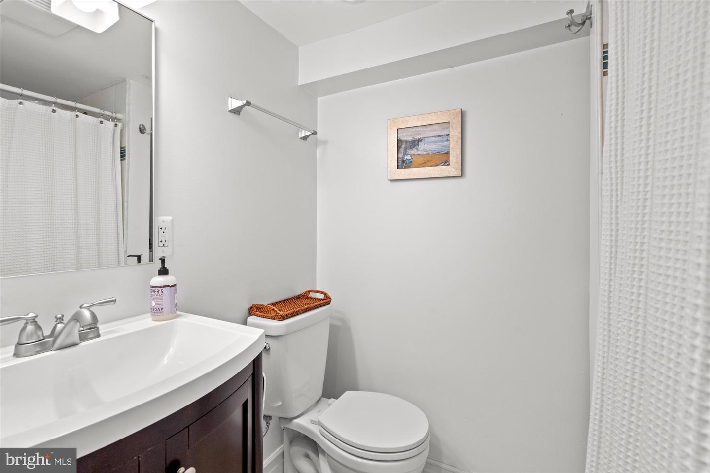 1610 SUTER ST, ALEXANDRIA, Virginia 22314, 2 Bedrooms Bedrooms, ,2 BathroomsBathrooms,Residential,For sale,1610 SUTER ST,VAAX2047406 MLS # VAAX2047406