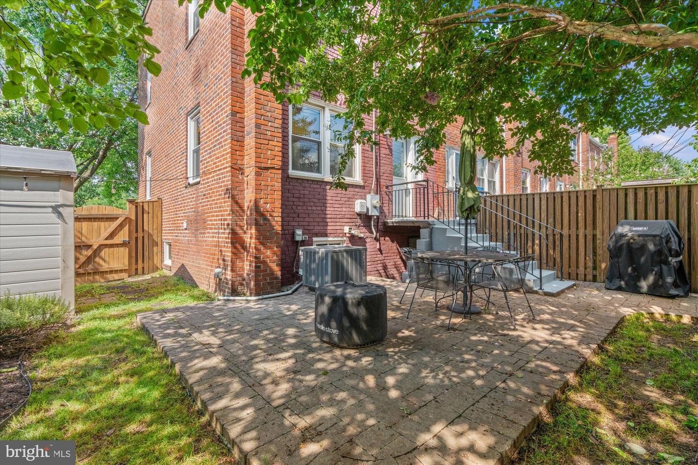 1610 SUTER ST, ALEXANDRIA, Virginia 22314, 2 Bedrooms Bedrooms, ,2 BathroomsBathrooms,Residential,For sale,1610 SUTER ST,VAAX2047406 MLS # VAAX2047406