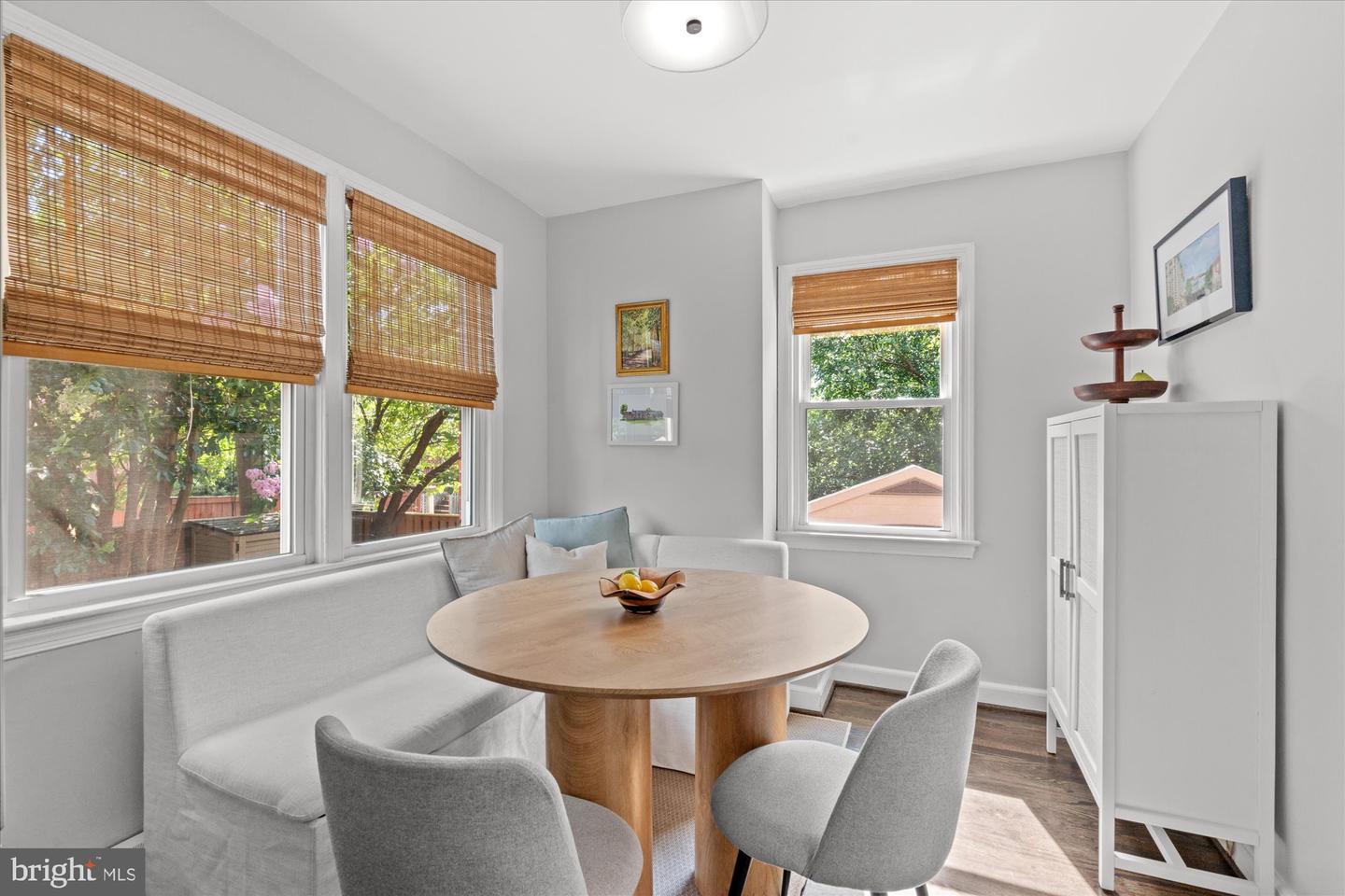 1610 SUTER ST, ALEXANDRIA, Virginia 22314, 2 Bedrooms Bedrooms, ,2 BathroomsBathrooms,Residential,For sale,1610 SUTER ST,VAAX2047406 MLS # VAAX2047406
