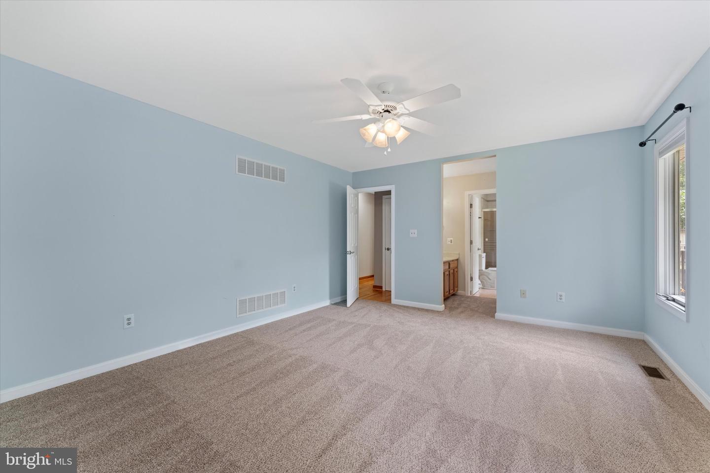 105 TUCKS CIR, WINCHESTER, Virginia 22602, 3 Bedrooms Bedrooms, ,2 BathroomsBathrooms,Residential,For sale,105 TUCKS CIR,VAFV2035402 MLS # VAFV2035402