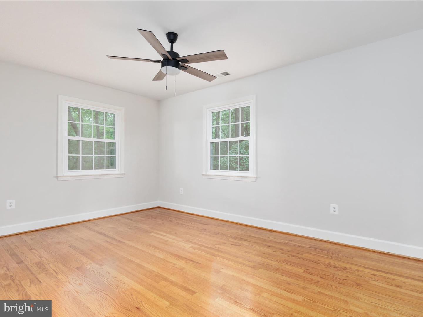 13209 JOHNNY MOORE LN, CLIFTON, Virginia 20124, 5 Bedrooms Bedrooms, ,4 BathroomsBathrooms,Residential,For sale,13209 JOHNNY MOORE LN,VAFX2255096 MLS # VAFX2255096