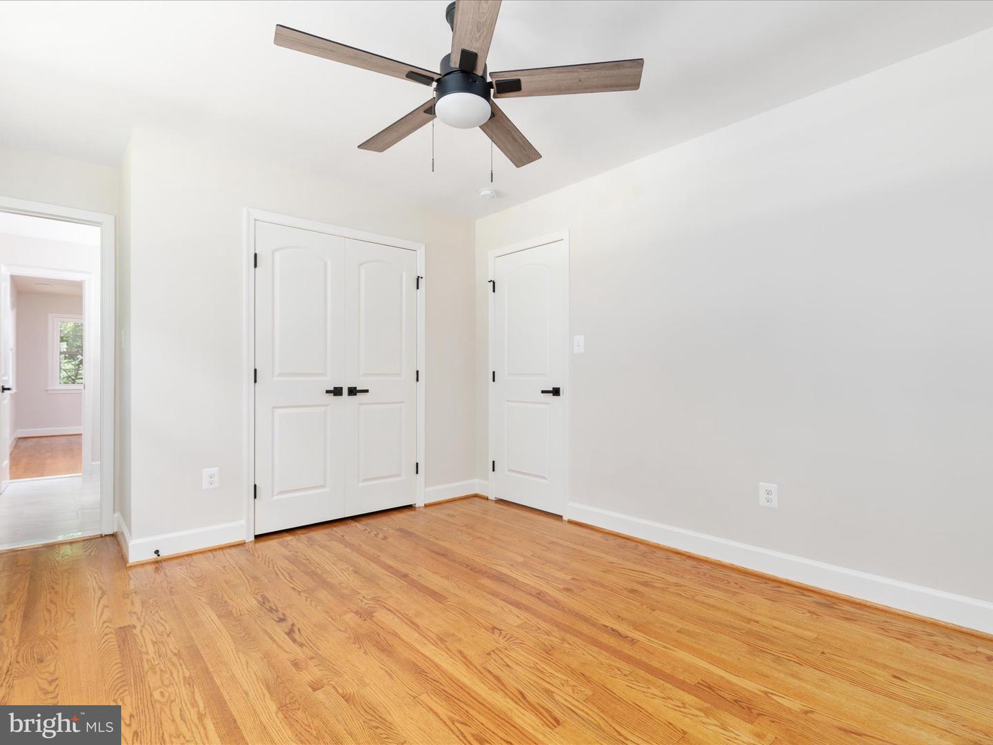 13209 JOHNNY MOORE LN, CLIFTON, Virginia 20124, 5 Bedrooms Bedrooms, ,4 BathroomsBathrooms,Residential,For sale,13209 JOHNNY MOORE LN,VAFX2255096 MLS # VAFX2255096