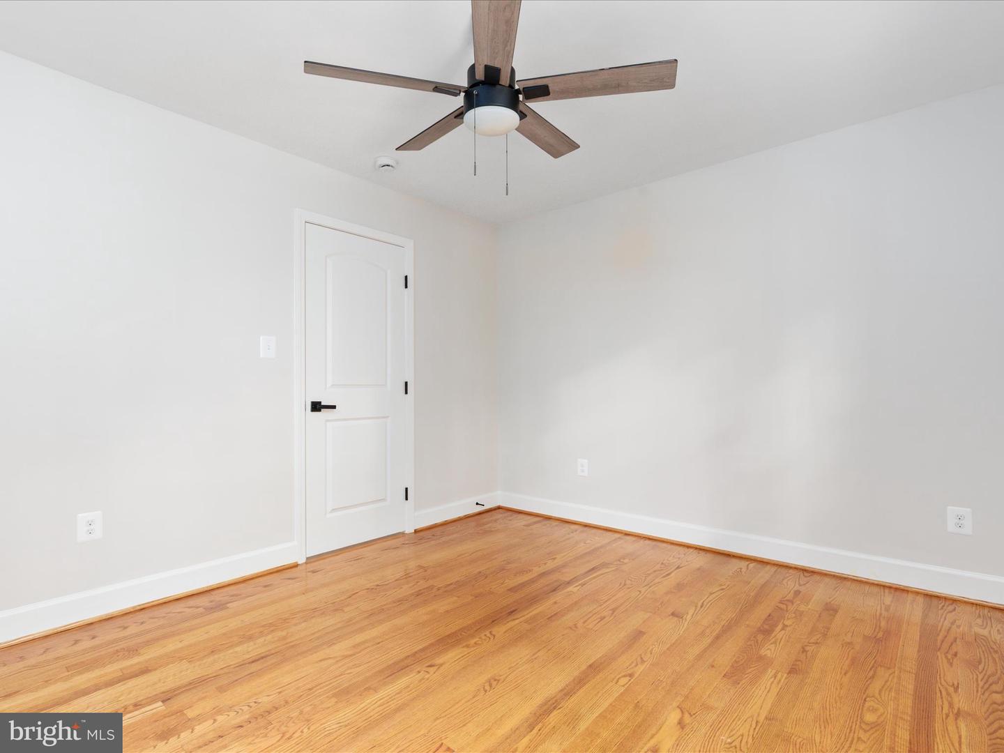 13209 JOHNNY MOORE LN, CLIFTON, Virginia 20124, 5 Bedrooms Bedrooms, ,4 BathroomsBathrooms,Residential,For sale,13209 JOHNNY MOORE LN,VAFX2255096 MLS # VAFX2255096