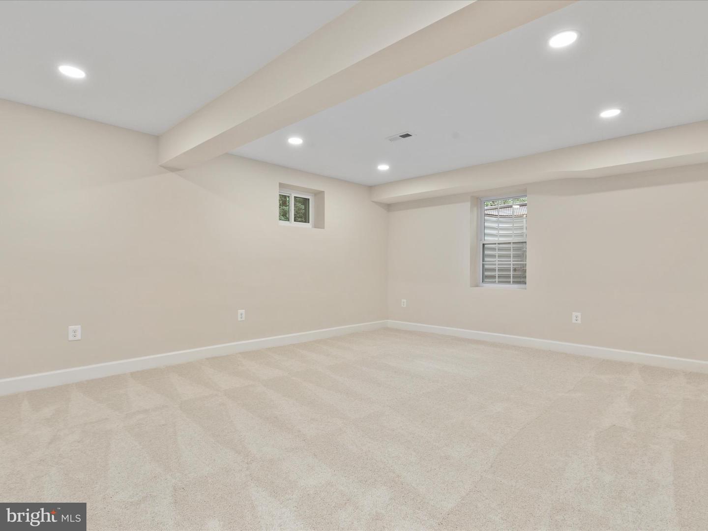 13209 JOHNNY MOORE LN, CLIFTON, Virginia 20124, 5 Bedrooms Bedrooms, ,4 BathroomsBathrooms,Residential,For sale,13209 JOHNNY MOORE LN,VAFX2255096 MLS # VAFX2255096