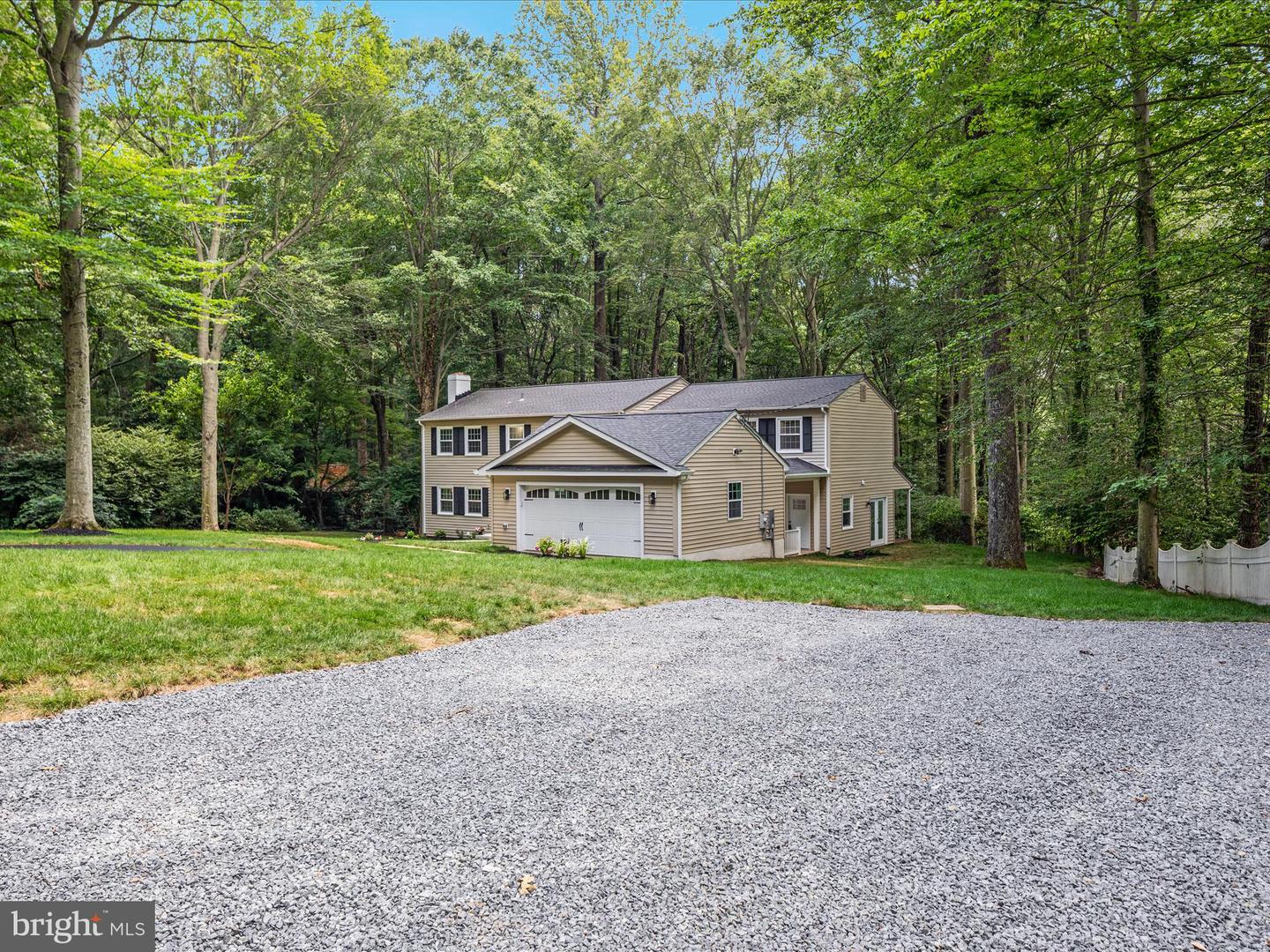 13209 JOHNNY MOORE LN, CLIFTON, Virginia 20124, 5 Bedrooms Bedrooms, ,4 BathroomsBathrooms,Residential,For sale,13209 JOHNNY MOORE LN,VAFX2255096 MLS # VAFX2255096