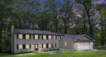13209 JOHNNY MOORE LN, CLIFTON, Virginia 20124, 5 Bedrooms Bedrooms, ,4 BathroomsBathrooms,Residential,For sale,13209 JOHNNY MOORE LN,VAFX2255096 MLS # VAFX2255096