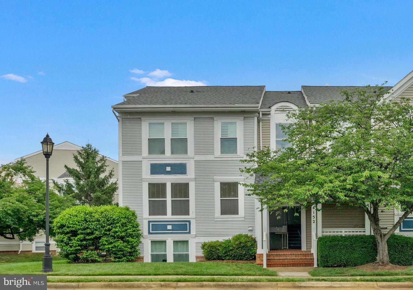 44152 NATALIE TER #201, ASHBURN, Virginia 20147, 2 Bedrooms Bedrooms, ,2 BathroomsBathrooms,Residential,For sale,44152 NATALIE TER #201,VALO2101978 MLS # VALO2101978