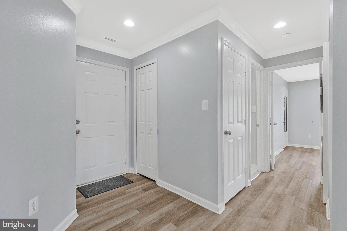 44152 NATALIE TER #201, ASHBURN, Virginia 20147, 2 Bedrooms Bedrooms, ,2 BathroomsBathrooms,Residential,For sale,44152 NATALIE TER #201,VALO2101978 MLS # VALO2101978