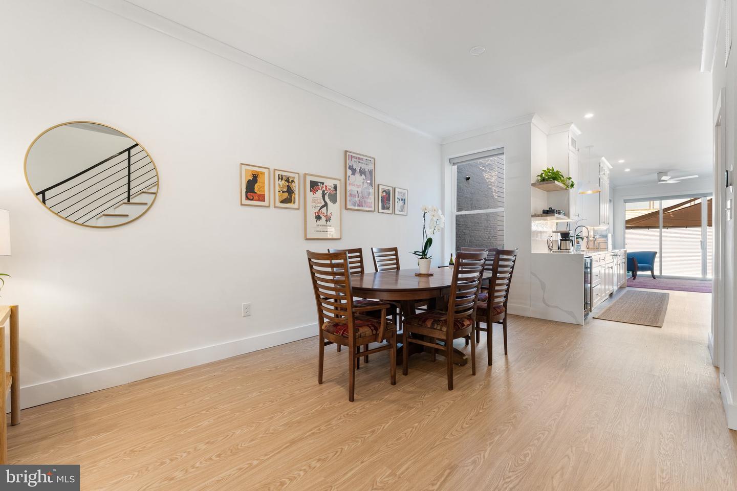 922 8TH ST NE, WASHINGTON, District Of Columbia 20002, 4 Bedrooms Bedrooms, ,3 BathroomsBathrooms,Residential,For sale,922 8TH ST NE,DCDC2210074 MLS # DCDC2210074