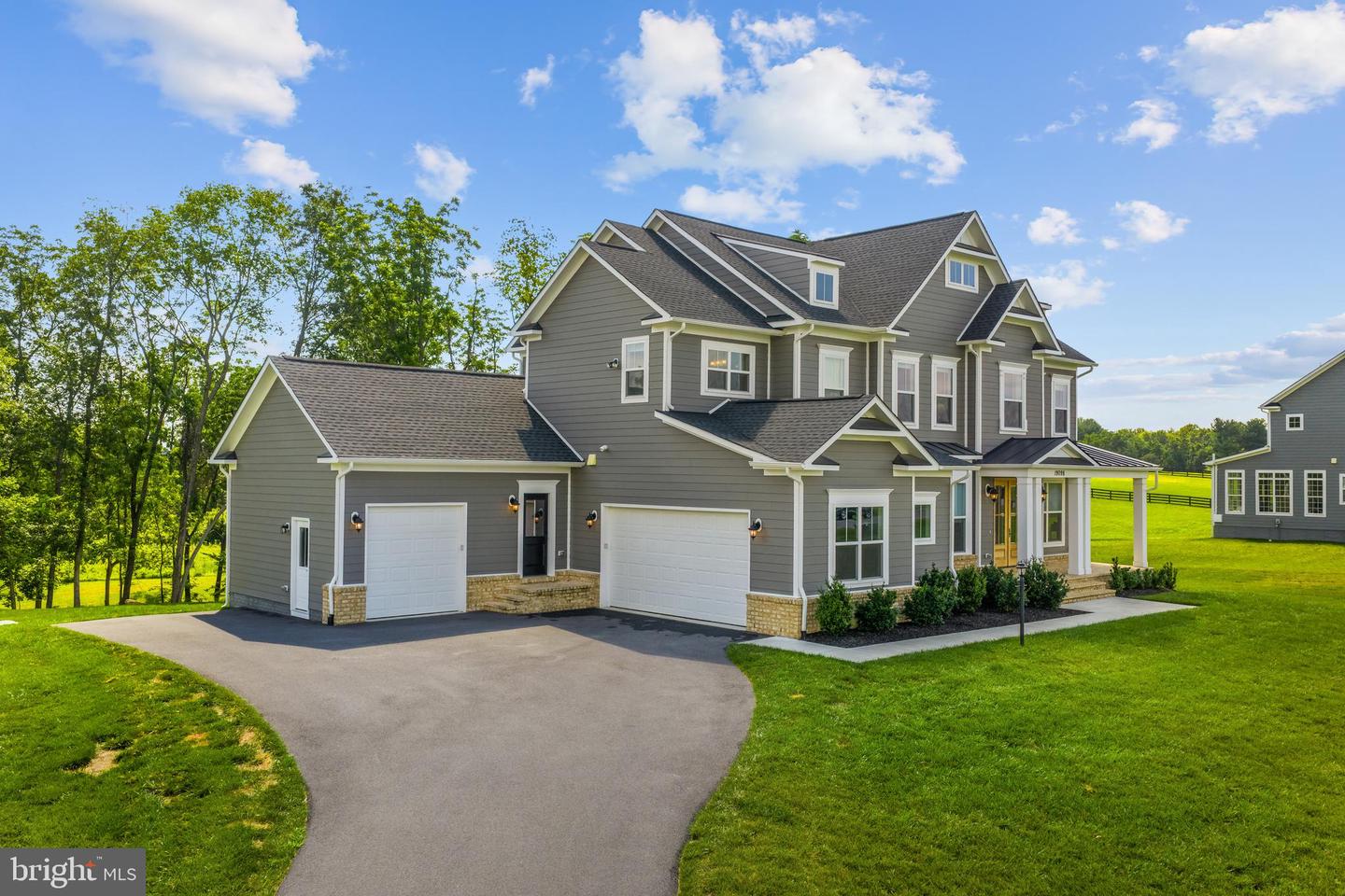 19098 HUNTRIDGE PRESERVE CT, PURCELLVILLE, Virginia 20132, 4 Bedrooms Bedrooms, ,3 BathroomsBathrooms,Residential,For sale,19098 HUNTRIDGE PRESERVE CT,VALO2102082 MLS # VALO2102082